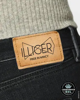 Parche De Cuero Con Logo